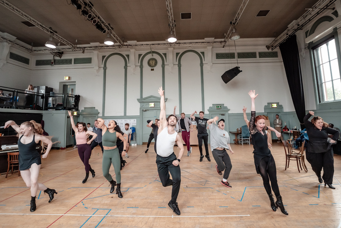 Photos: Stephanie J. Block and More in Rehearsal For KISS ME, KATE at the Barbican Centre Image