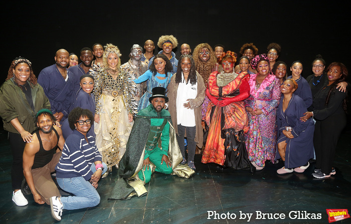 Photos: Whoopi Goldberg Visits THE WIZ On Broadway Image