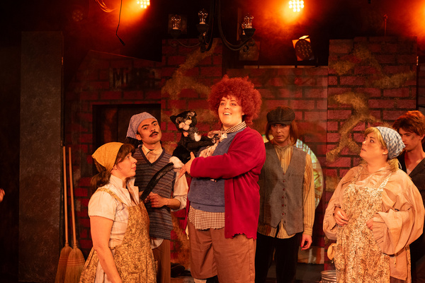 Photos: Hell In A Handbag Presents POOR PEOPLE! The Parody Musical Image