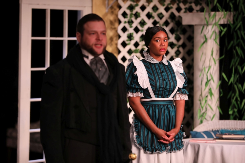 Review: THE IMPORTANCE OF BEING EARNEST at Murry's Dinner Playhouse 