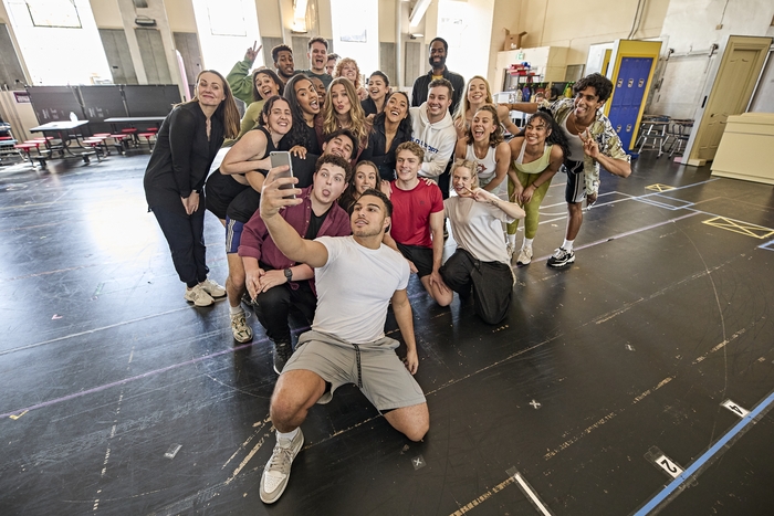 Photos: Inside Rehearsal For MEAN GIRLS in the West End Image