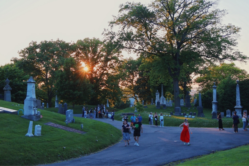 Review: SPRING, STRINGS, AND TASTY THINGS at Green-Wood Cemetery Was Delightful  Image