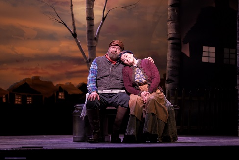 Review: FIDDLER ON THE ROOF at The Phoenix Theatre Company Image