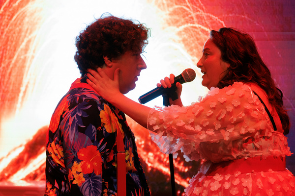 Photos: DAVID AND KATIE GET RE-MARRIED Returns Off-Broadway Image
