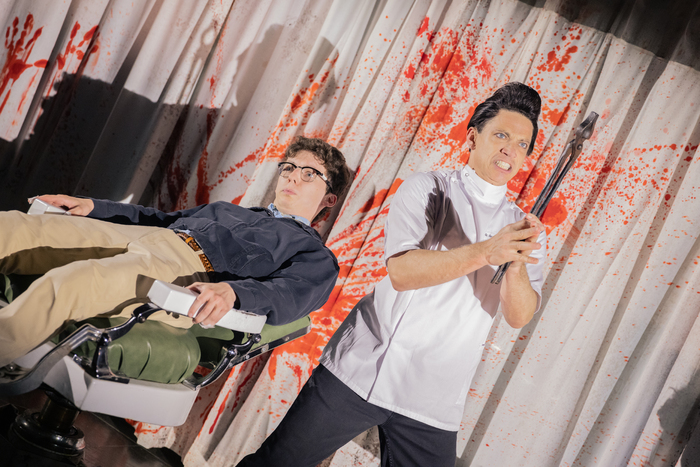 Photos: See Sarah Hyland & Andrew Barth Feldman in LITTLE SHOP OF HORRORS Image