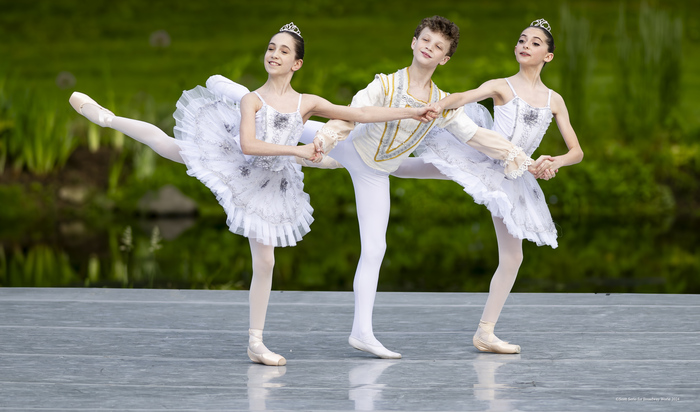 Review: PHILADELPHIA BALLET'S SPRING FESTIVAL at Red Rose Farm In Villanova Image