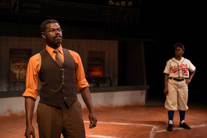 Photos: First Look at TONI STONE at Playhouse on Park Image