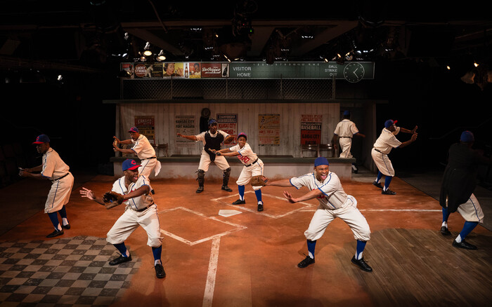 Photos: First Look at TONI STONE at Playhouse on Park Image