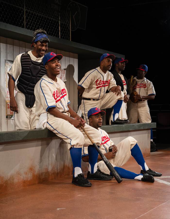 Photos: First Look at TONI STONE at Playhouse on Park Image