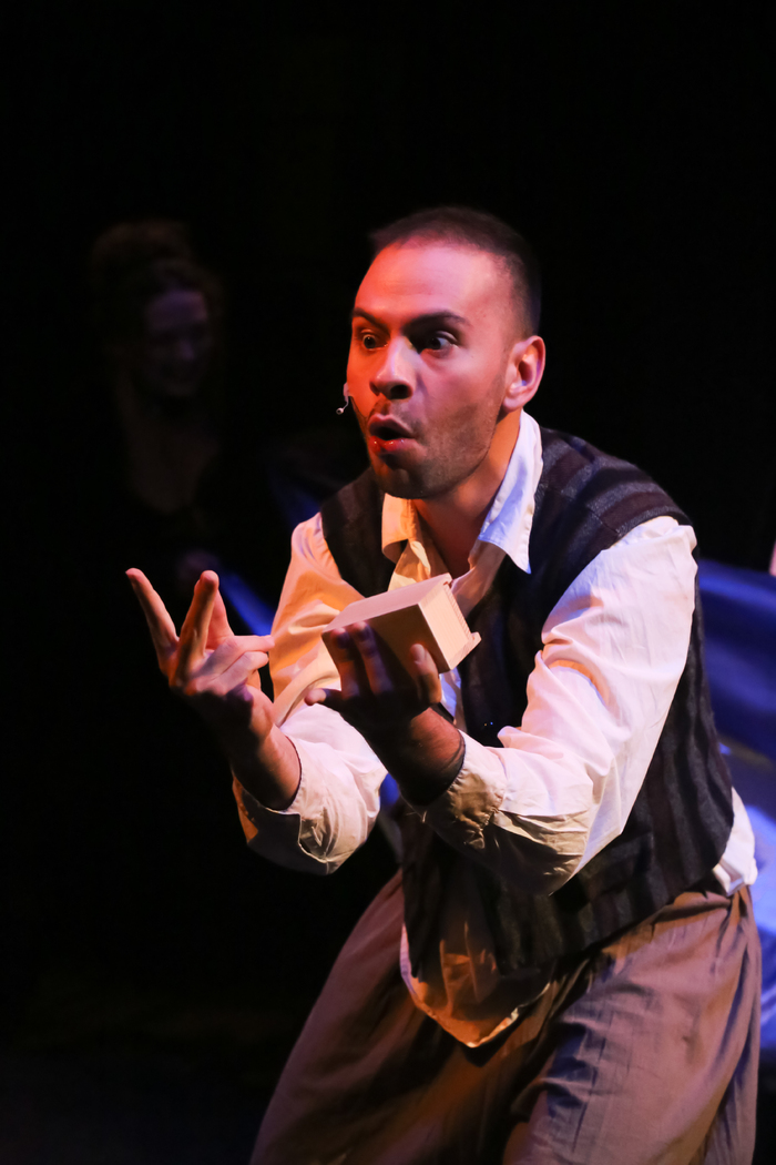 Photos: First Look at New Line Theatre's DRACULA  Image