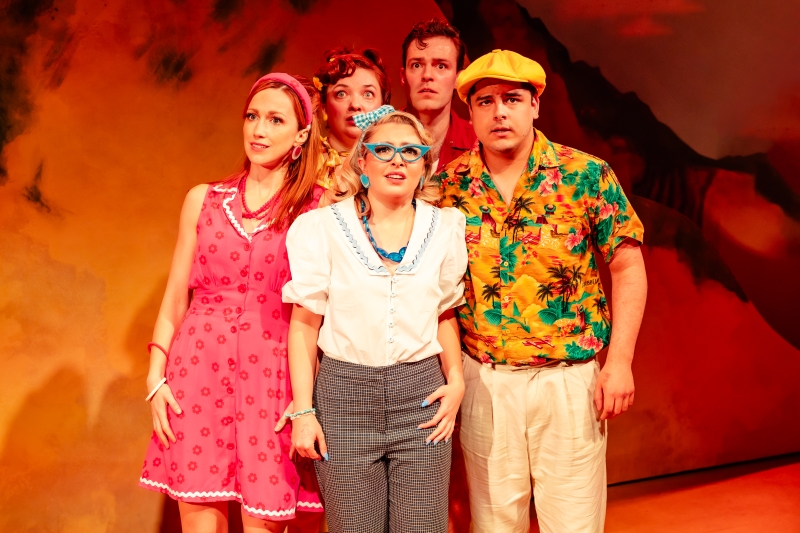 Review: FUN AT THE BEACH ROMP-BOMP-A-LOMP!!, Southwark Playhouse  Image