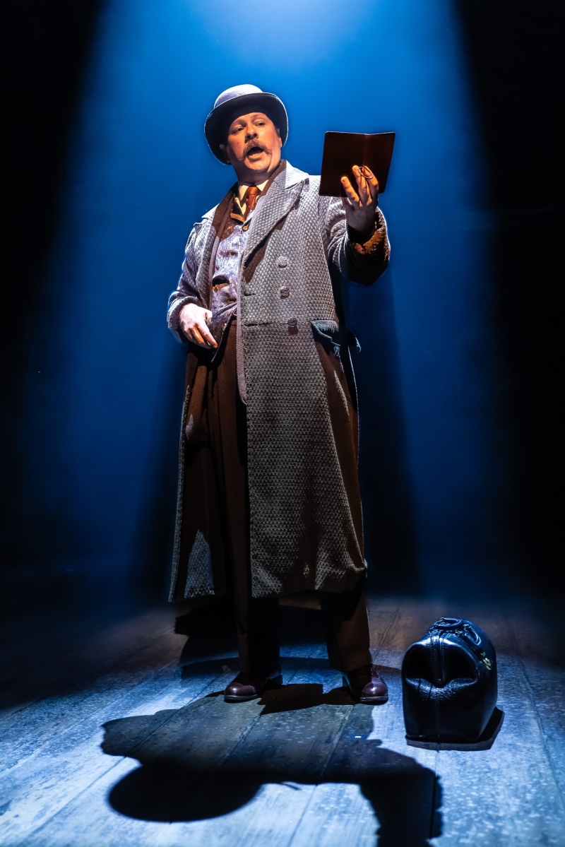 Review: HOLMES & WATSON at Laguna Playhouse  Image