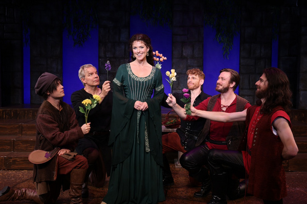 Photos: CAMELOT At North Coast Repertory Theatre Image