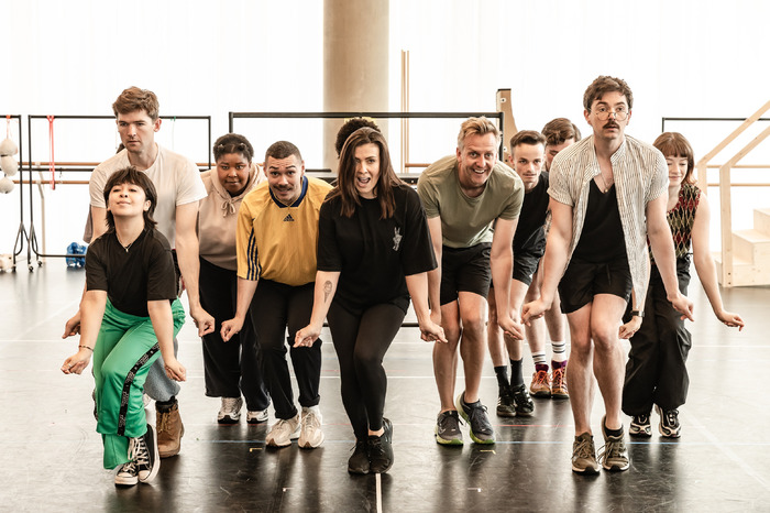 Photos: Kym Marsh and More in Rehearsal For 101 DALMATIONS Image
