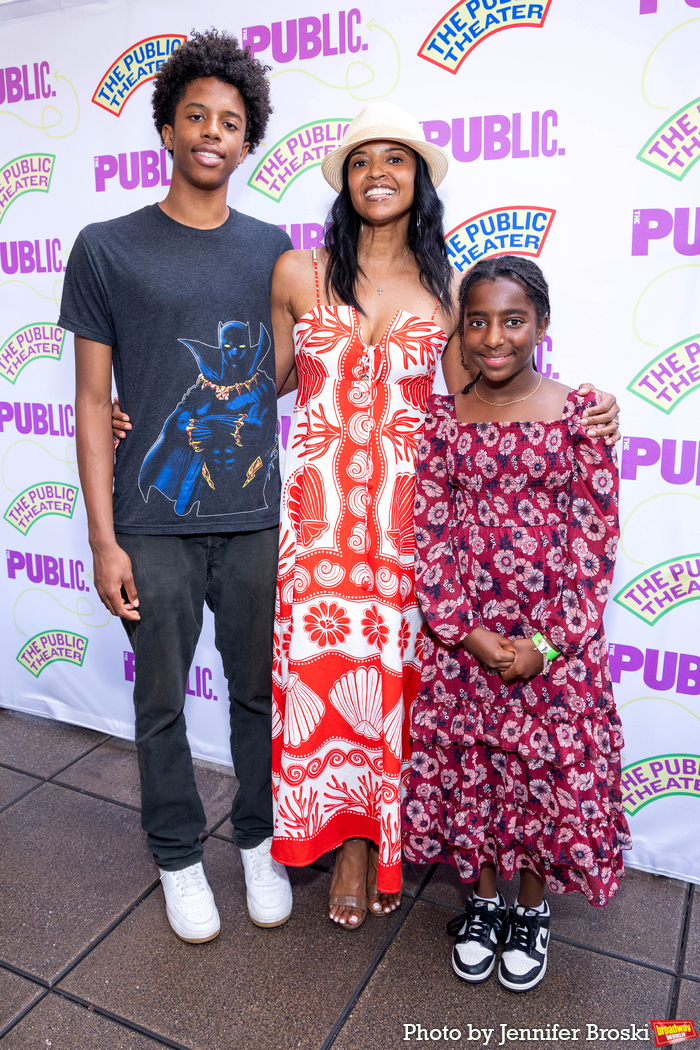 Photos: Renee Elise Goldsberry, Jelani Alladin, and More Turn Out for the Public Theater Public Works Gala  Image