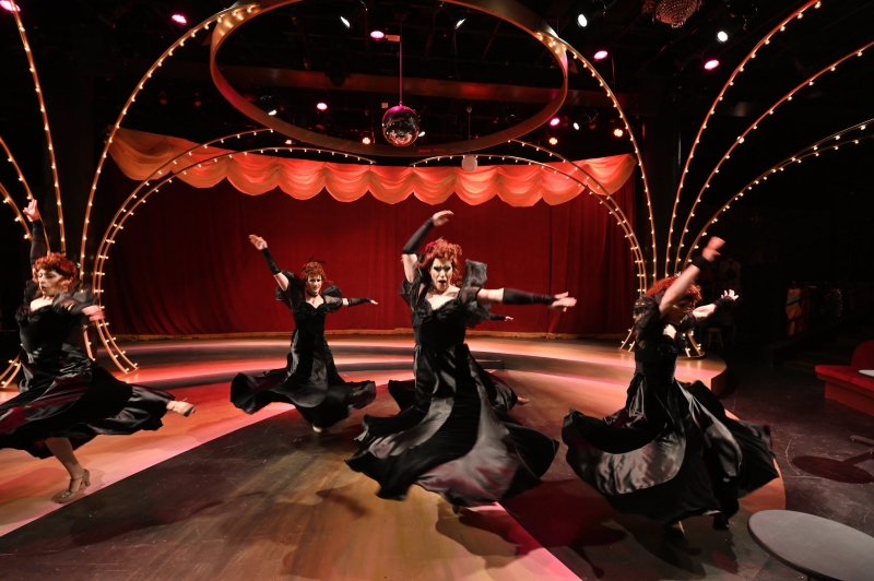 Review: LA CAGE AUX FOLLES dazzles at Trinity Rep Image