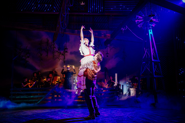 Photos: The Encore Musical Theatre Company Presents OKLAHOMA! Image