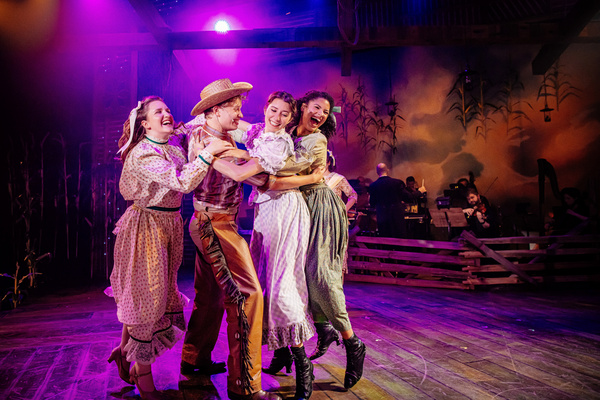 Photos: The Encore Musical Theatre Company Presents OKLAHOMA! Image