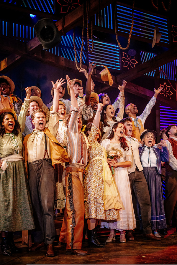 Photos: The Encore Musical Theatre Company Presents OKLAHOMA! Image