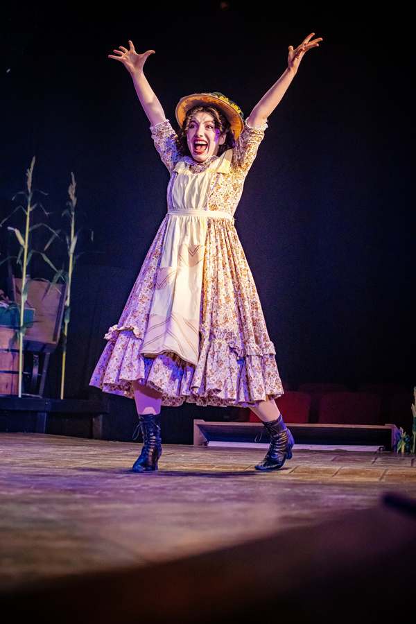 Photos: The Encore Musical Theatre Company Presents OKLAHOMA! Image