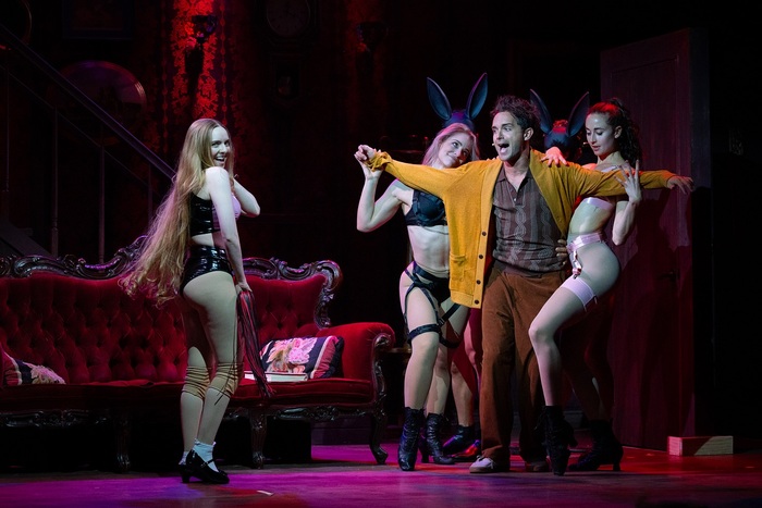 Photos: First Look at the Los Angeles Revival of REEFER MADNESS Image