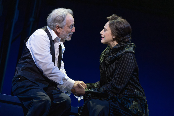 Photos: TITANIC Sails Into City Center with An All-Star Cast! Image