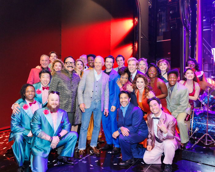 Photos: Michael Keaton Visits THE HEART OF ROCK AND ROLL Image