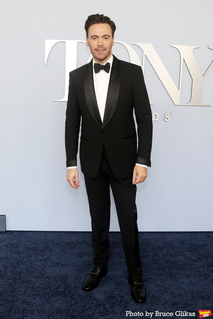 Photos: On the Red Carpet at the 2024 Tony Awards Image