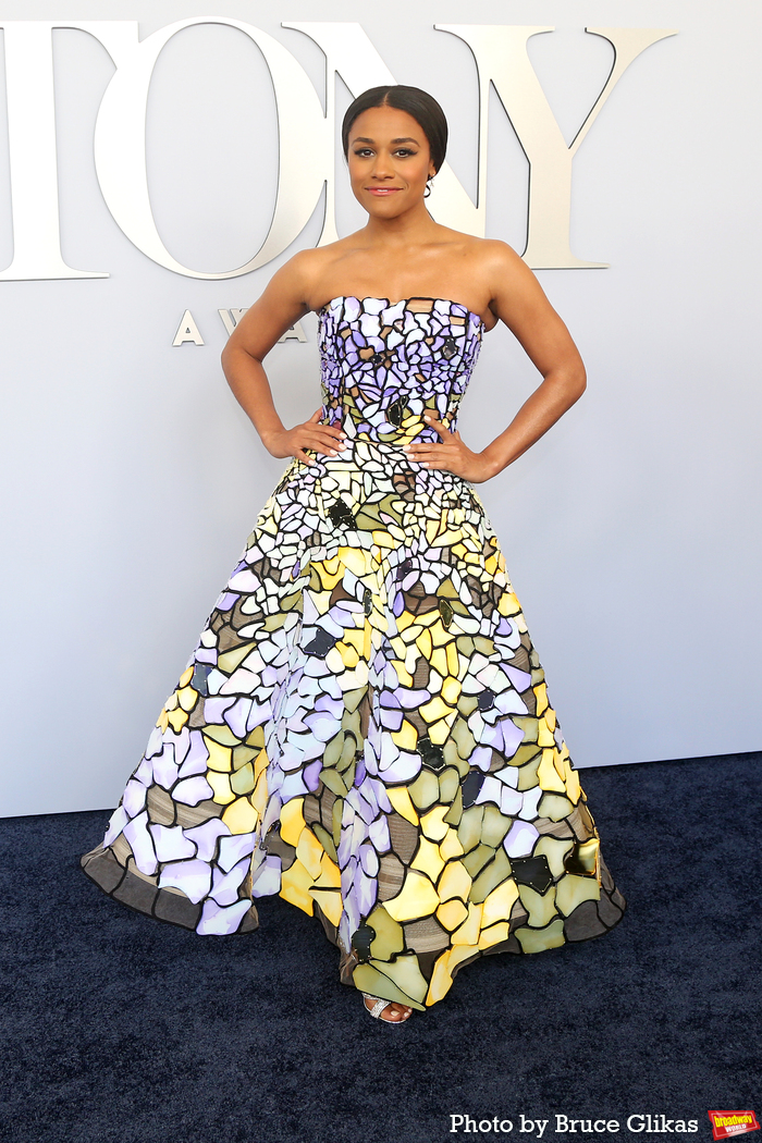 Photos: On the Red Carpet at the 2024 Tony Awards Image