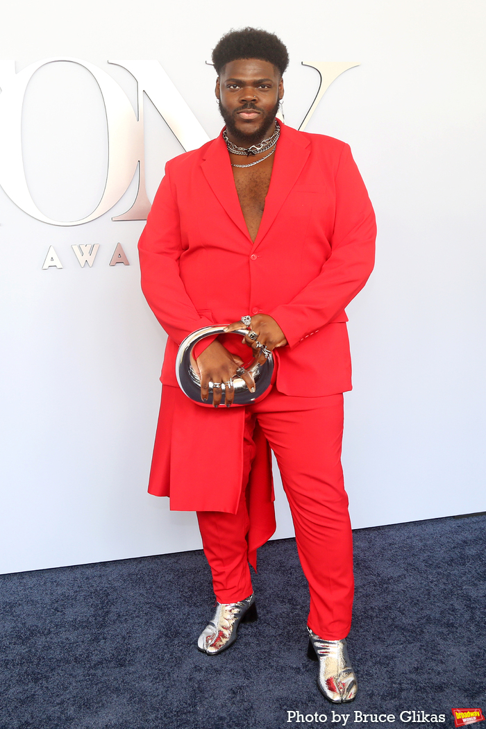 Photos: On the Red Carpet at the 2024 Tony Awards Image