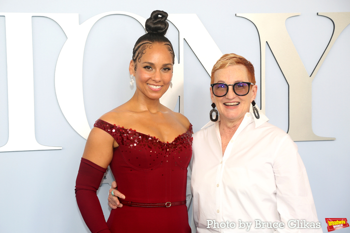 Photos: On the Red Carpet at the 2024 Tony Awards Image