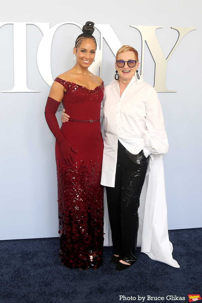 Photos: On the Red Carpet at the 2024 Tony Awards Image