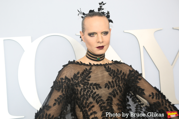 Photos: On the Red Carpet at the 2024 Tony Awards Image