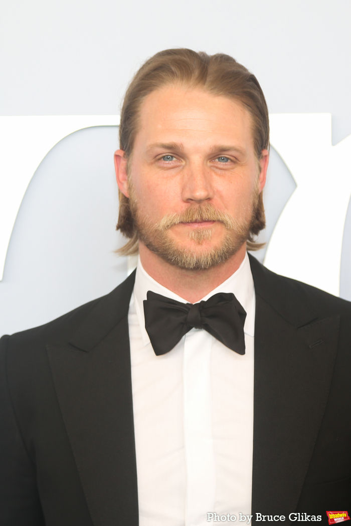 Photos: On the Red Carpet at the 2024 Tony Awards Image