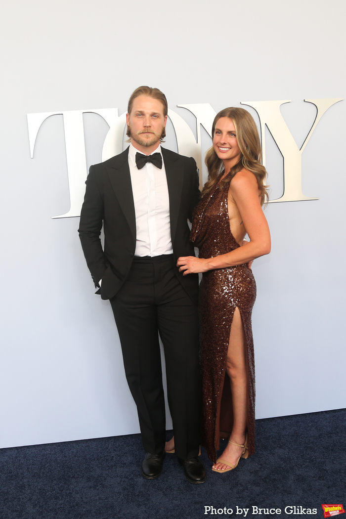Photos: On the Red Carpet at the 2024 Tony Awards Image