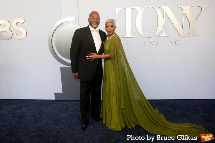 Photos: On the Red Carpet at the 2024 Tony Awards Image