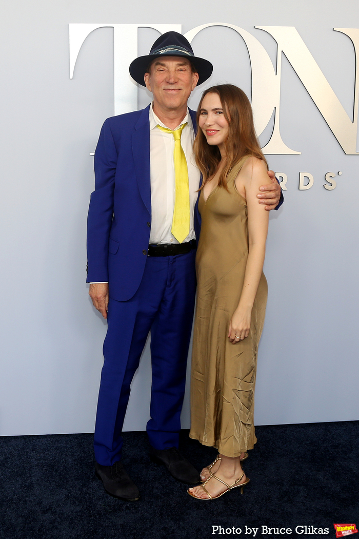 Photos: On the Red Carpet at the 2024 Tony Awards Image