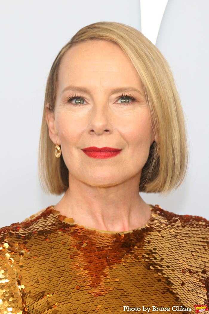 Photos: On the Red Carpet at the 2024 Tony Awards Image