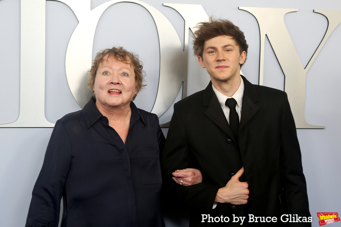 Photos: On the Red Carpet at the 2024 Tony Awards Image