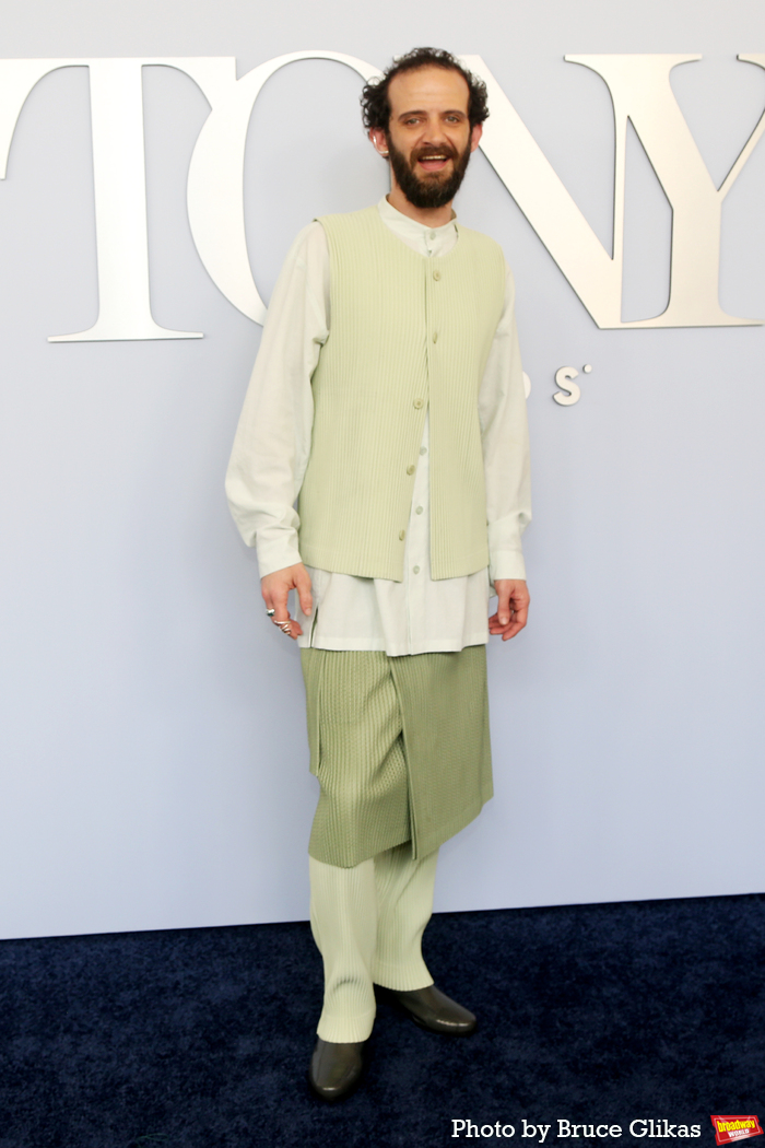Photos: On the Red Carpet at the 2024 Tony Awards Image