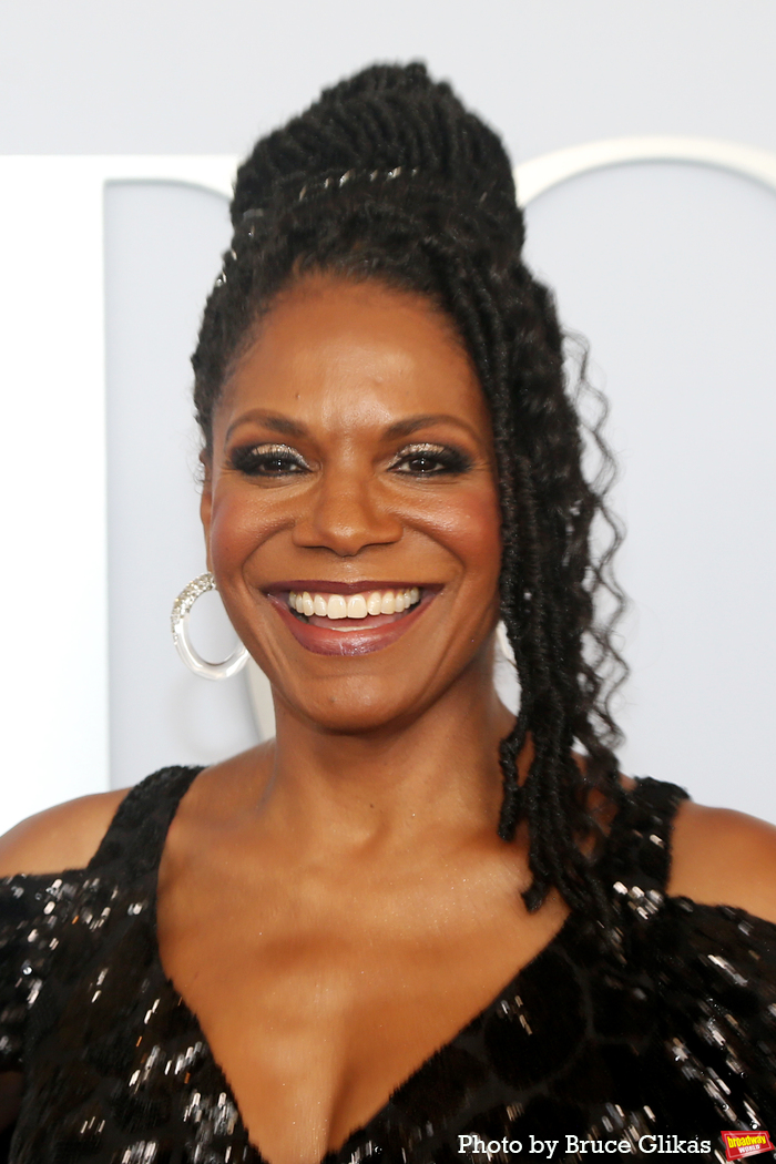Photos: On the Red Carpet at the 2024 Tony Awards Image