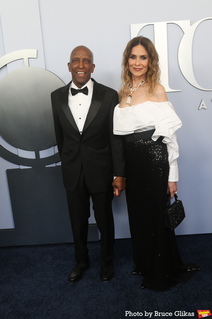 Photos: On the Red Carpet at the 2024 Tony Awards Image