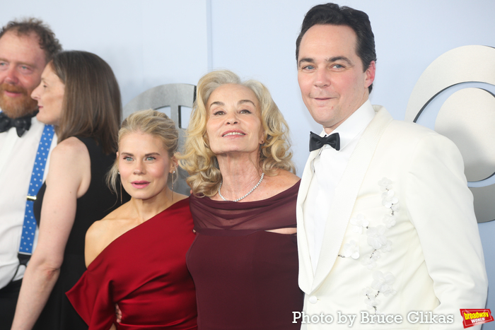 Photos: On the Red Carpet at the 2024 Tony Awards Image