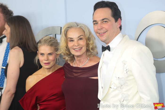 Photos: On the Red Carpet at the 2024 Tony Awards Image