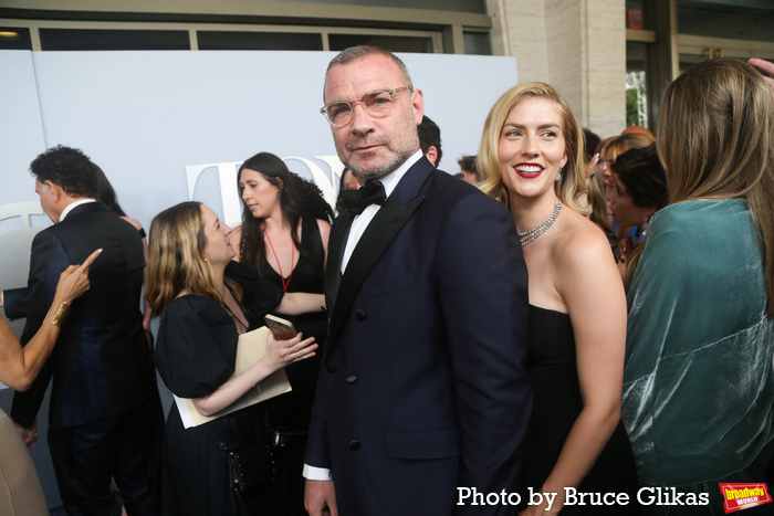 Photos: On the Red Carpet at the 2024 Tony Awards Image