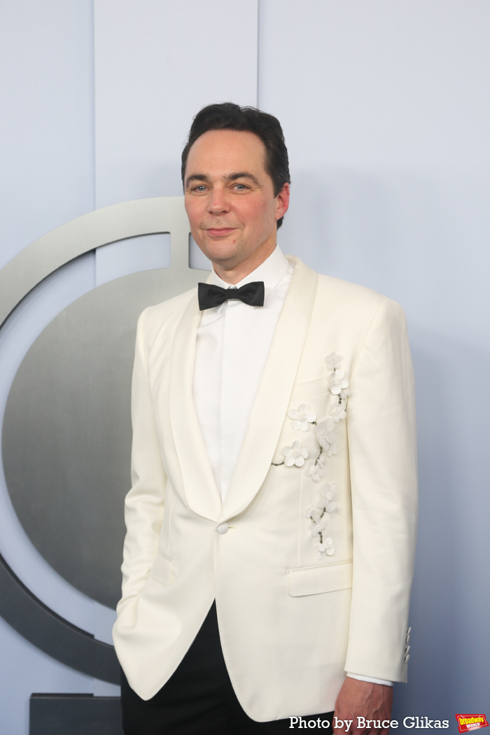 Photos: On the Red Carpet at the 2024 Tony Awards Image