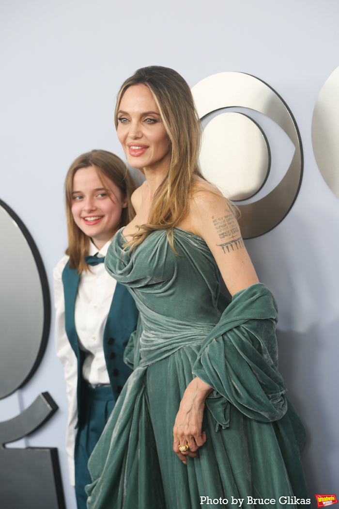 Photos: On the Red Carpet at the 2024 Tony Awards Image