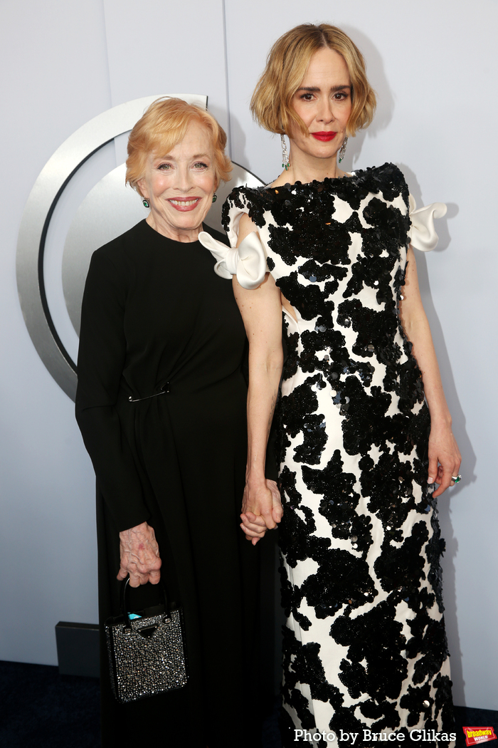 Photos: On the Red Carpet at the 2024 Tony Awards Image