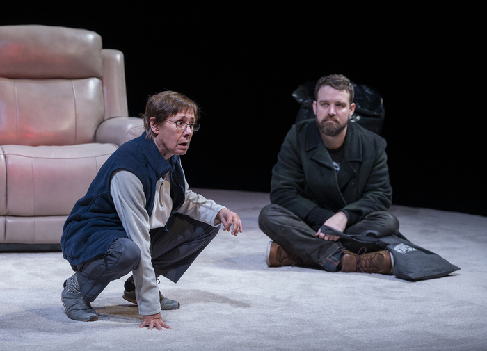 Photos: First Look at Laurie Metcalf and More In LITTLE BEAR RIDGE ROAD World Premiere at Steppenwolf Theatre Company Image