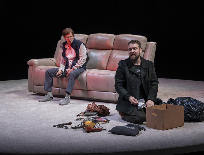 Photos: First Look at Laurie Metcalf and More In LITTLE BEAR RIDGE ROAD World Premiere at Steppenwolf Theatre Company  Image